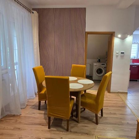 Cudowny Zakatek Z Ogrodem I Basenem Apartamento Bukwica  Exterior foto