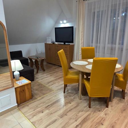Cudowny Zakatek Z Ogrodem I Basenem Apartamento Bukwica  Exterior foto