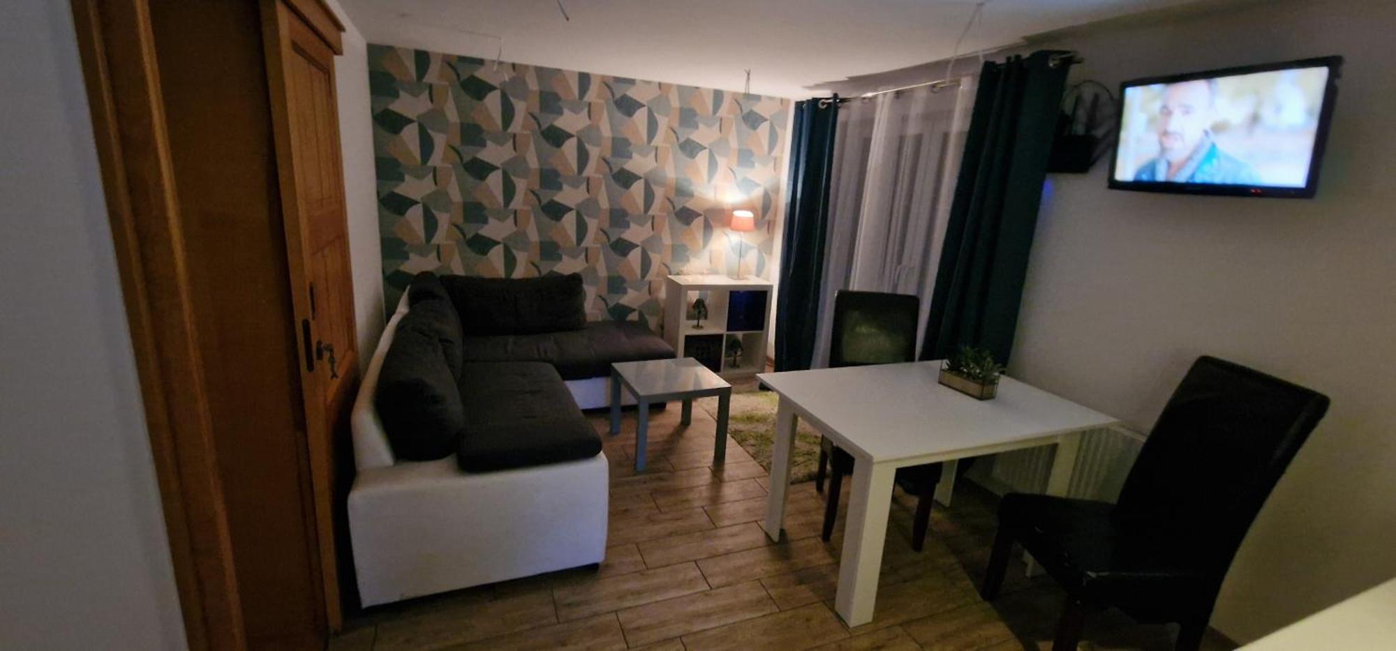 Cudowny Zakatek Z Ogrodem I Basenem Apartamento Bukwica  Quarto foto