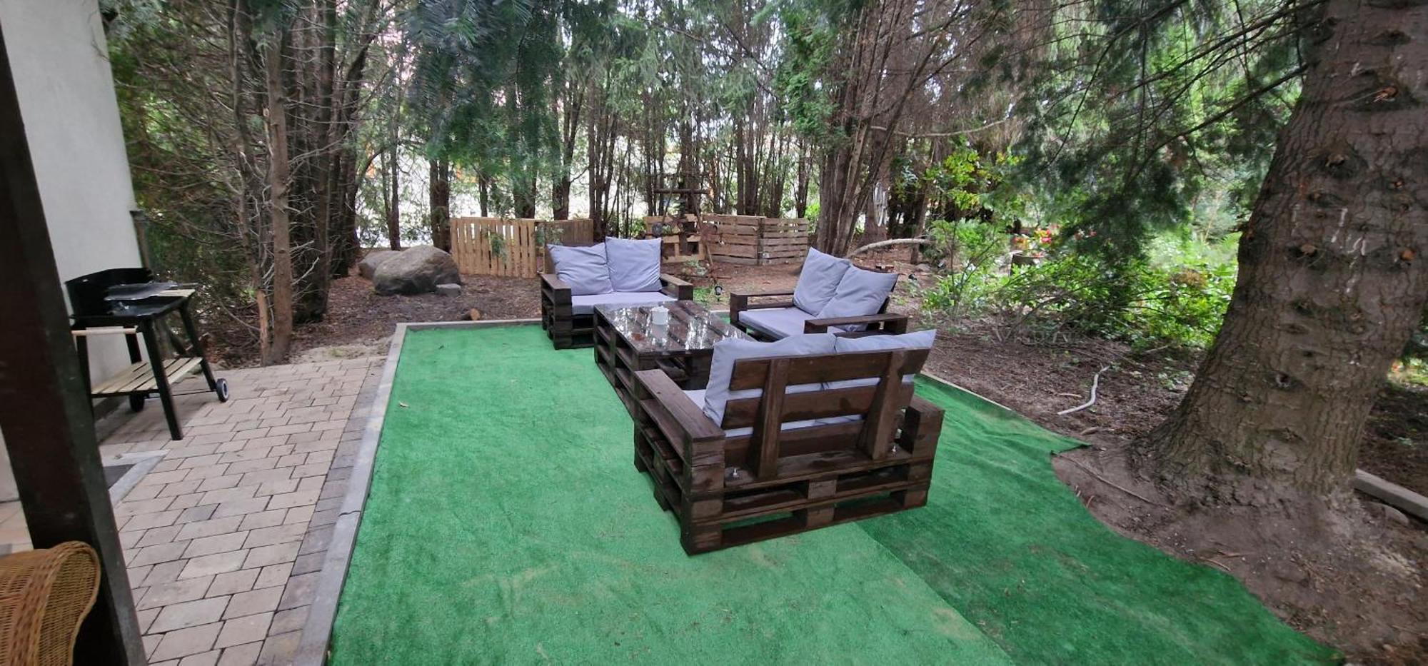 Cudowny Zakatek Z Ogrodem I Basenem Apartamento Bukwica  Quarto foto