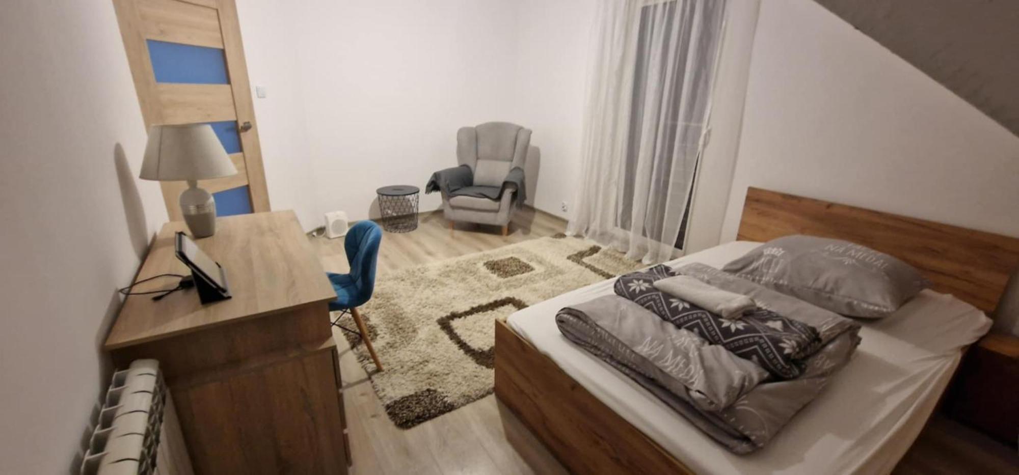 Cudowny Zakatek Z Ogrodem I Basenem Apartamento Bukwica  Exterior foto