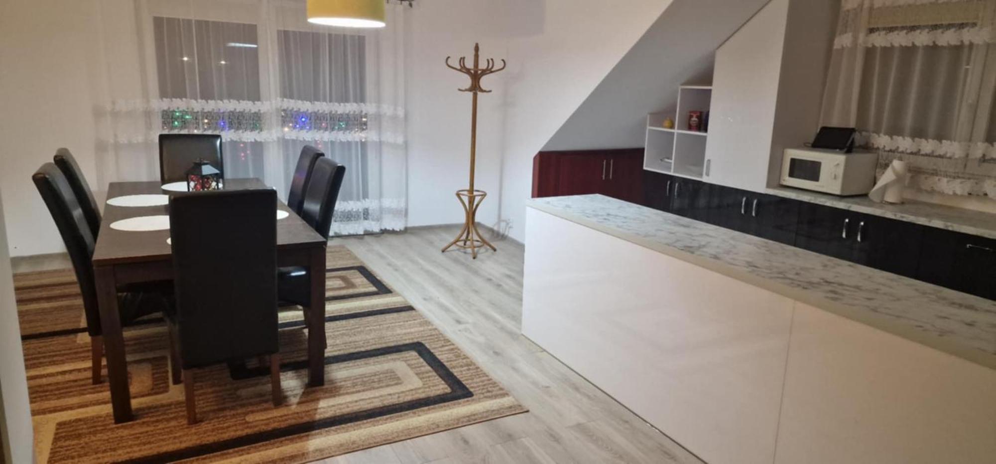 Cudowny Zakatek Z Ogrodem I Basenem Apartamento Bukwica  Exterior foto