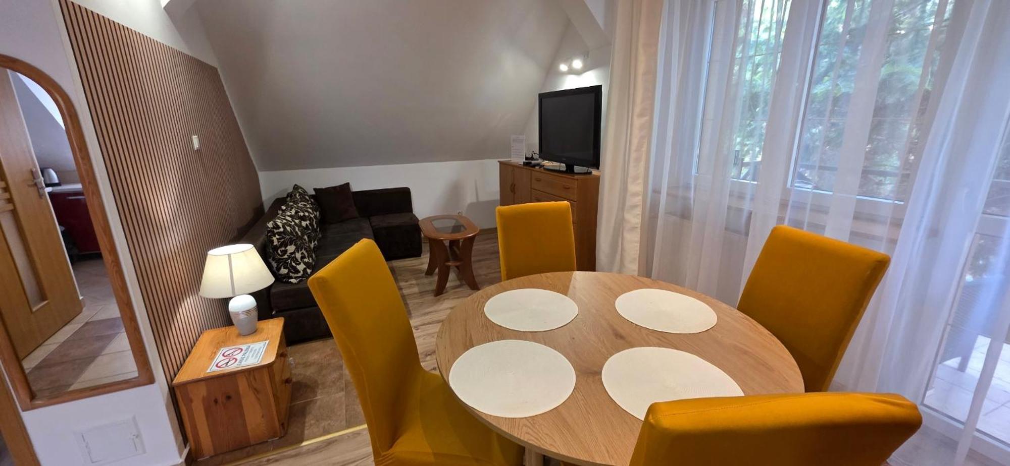 Cudowny Zakatek Z Ogrodem I Basenem Apartamento Bukwica  Exterior foto