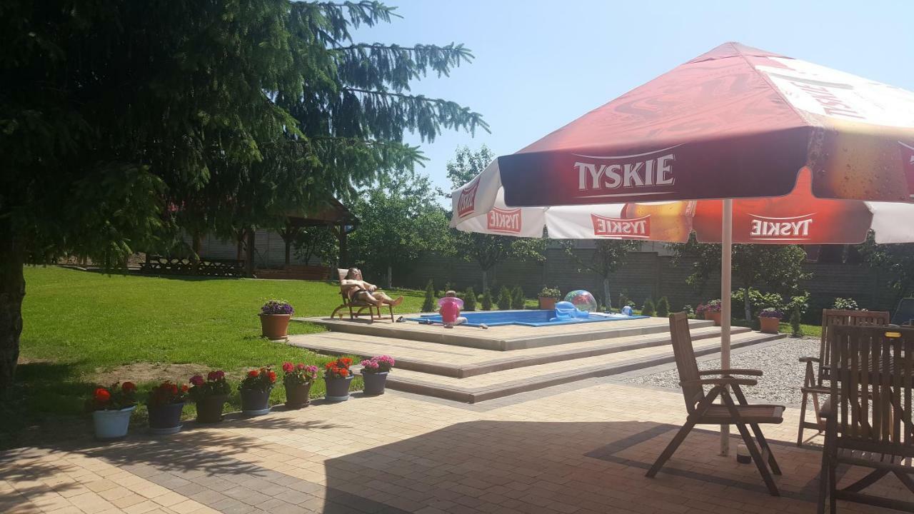 Cudowny Zakatek Z Ogrodem I Basenem Apartamento Bukwica  Exterior foto